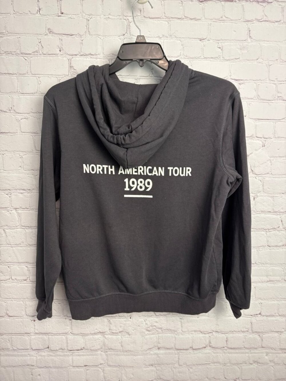 H&M Rolling Stones concert tour graphic grey cotton blend hoodie size small uni - Picture 5 of 6
